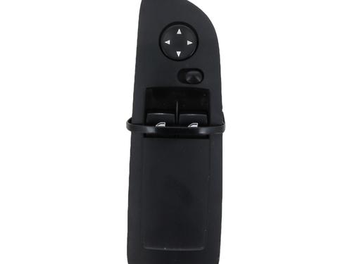 Used Left front window switch BMW 1 (E81) 123 d (204 hp) 33110627