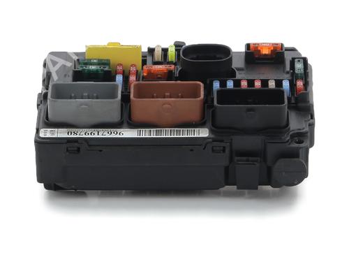 Used Fuse box PEUGEOT 207 SW (WK_) 1.6 HDi (112 hp) 30165325