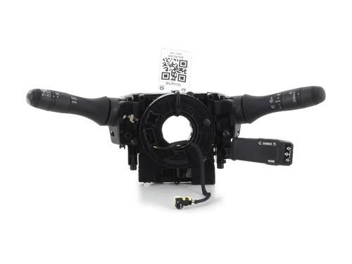 switch-renault-arkana-i-lcm_-ldn_-2019-31797470 main image