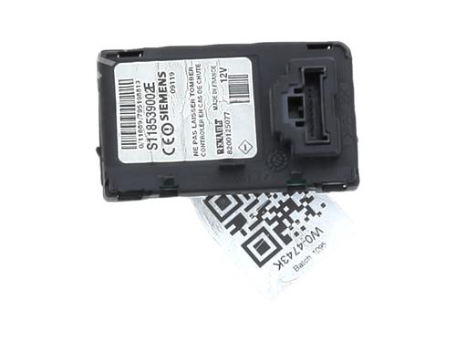 Lecteur Carte RENAULT SCÉNIC II (JM0/1_) 1.5 dCi (JM1E, JM16) (106 hp) 30190339