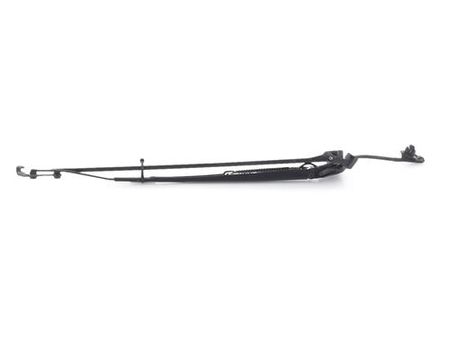 front-windshield-wiper-arm-toyota-yaris-_p21_-_pa1_-_ph1_-2020-39763986 main image