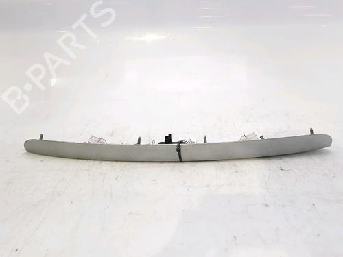 Used Tailgate handle RENAULT CLIO III Grandtour (KR0/1_) 1.5 dCi (KR0F) (86 hp) 28971374