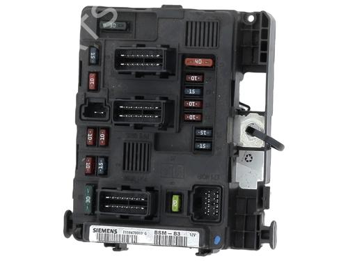 Fuse box CITROËN C5 I (DC_) 2.0 HDi (DCRHZB, DCRHZE) | BP33033829E1 - Image 2