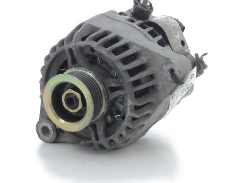 Used Alternator TOYOTA YARIS (_P1_) 1.0 (SCP10_, SCP10R) (65 hp) 31349032