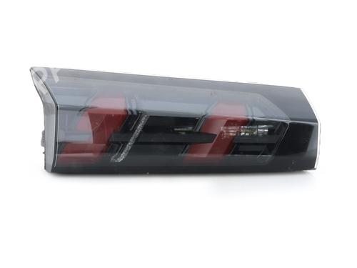 Used Left tailgate light Left tailgate light PEUGEOT 2008 II (UD_, US_, UY_, UJ_, UR_, UC_) 1.2 PureTech 130 (USHNS, URHNS) (130 hp) 35798835 35798835