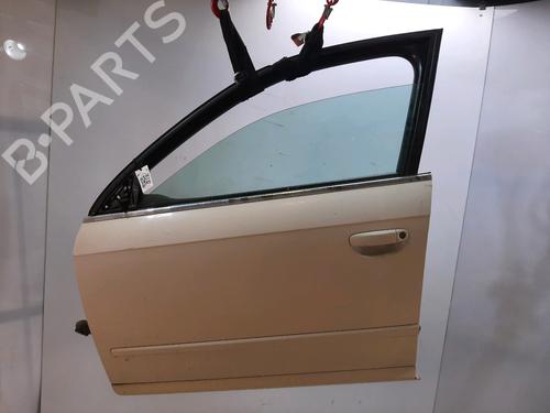 Used Left front door AUDI A4 B7 (8EC) 2.0 TDI 16V (140 hp) 18900036