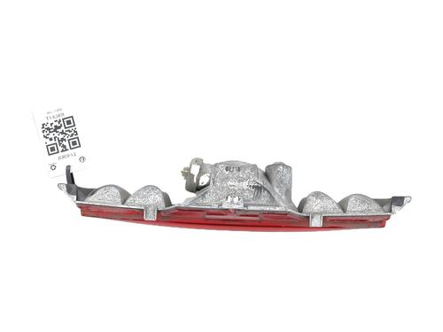 Used Rear center light PEUGEOT 208 I (CA_, CC_) 1.6 HDi / BlueHDi 75 (75 hp) 32013638