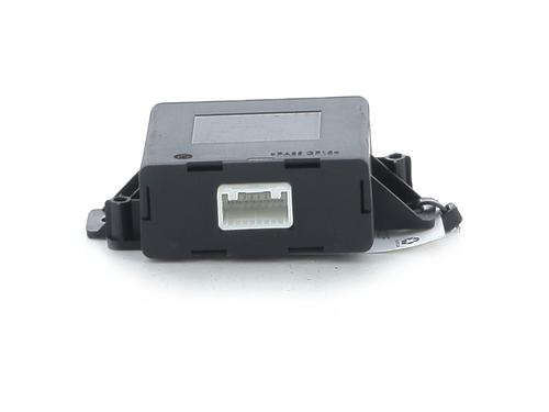 electronic-module-renault-twingo-iii-bcm_-bca_-2014-32693459 main image