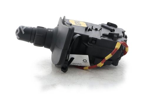Comutador Comutador RENAULT CLIO III (BR0/1, CR0/1) 1.5 dCi (BR17, CR17) (86 hp) 33685903 33685903