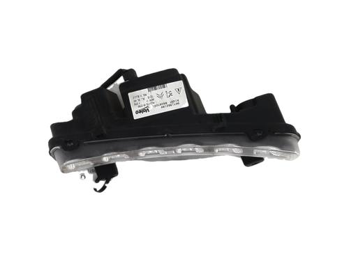 Used Right daytime light Right daytime light CITROËN DS3 (SA_) 1.2 VTi 82 (82 hp) 33838524 33838524