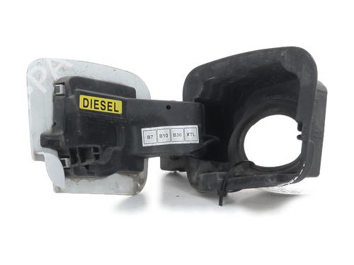 Używane Klapa wlewu paliwa OPEL VIVARO C Van (K0) 1.5 (120 hp) 30654081