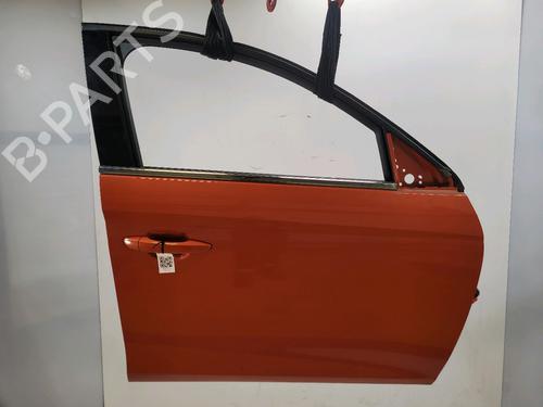Used Right front door Right front door OPEL CORSA F (P2JO) CORSA-e (68) (136 hp) 33686116 33686116