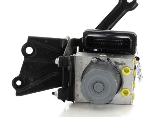 Used ABS pump ABS pump TOYOTA YARIS (_P21_, _PA1_, _PH1_) 1.5 Hybrid (MXPH10, MXPH11) (116 hp) 29047592 29047592