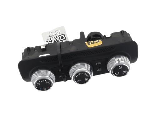 Climate control AUDI A1 (8X1, 8XK) 1.2 TFSI | BP38613072I5 - Image 3