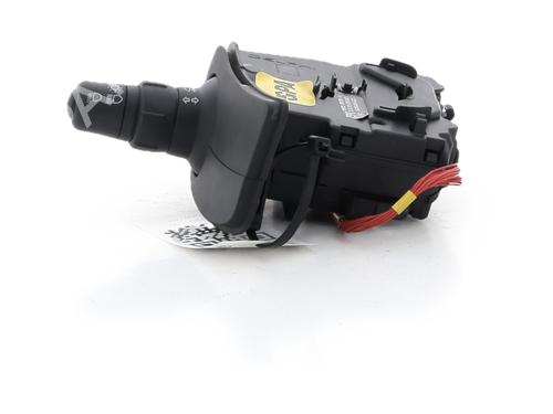 switch-renault-clio-iii-grandtour-kr01_-2007-36513643 main image