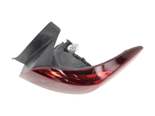 Used Right taillight Right taillight DACIA SANDERO II 1.5 Blue dCi 95 (B8JL) (95 hp) 34118888 34118888