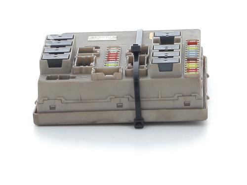 Used Fuse box RENAULT CLIO III (BR0/1, CR0/1) 1.2 16V (BR02, BR0J, BR11, CR02, CR0J, CR11) (75 hp) 31085850