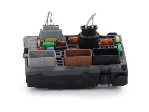 Used Fuse box Fuse box 36907880 36907880