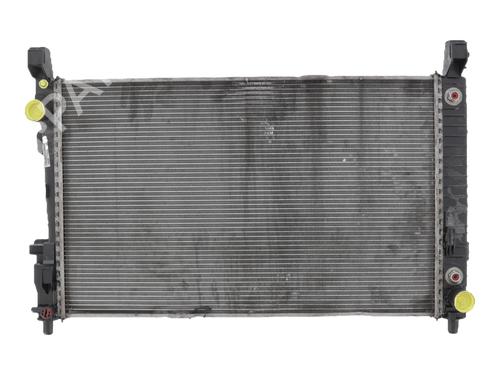 Used Water radiator Water radiator 39224739 39224739
