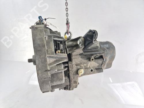 Used Gearbox Gearbox RENAULT CLIO II (BB_, CB_) 1.2 (BB0A, BB0F, BB10, BB1K, BB28, BB2D, BB2H, CB0A,... (58 hp) 39972197 39972197
