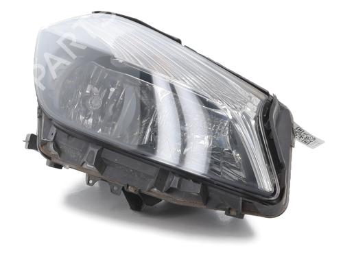 Højre forlygte MERCEDES-BENZ A-CLASS (W176) A 180 (176.042) (122 hp) 30982150