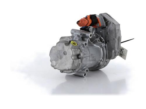Used AC compressor RENAULT MEGANE E-TECH SUV EV60 (BNJ1) (218 hp) 28971228