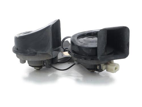 horn-peugeot-307-3ac-2000-2001-2002-2003-2004-2005-2006-2007-2008-2009-2010-2011-2012-33009701 main image