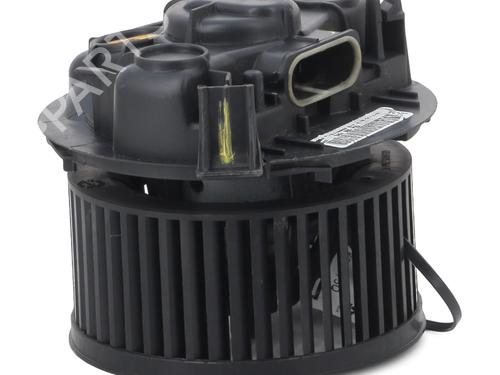 Heater blower motor RENAULT CLIO III Grandtour (KR0/1_) 1.2 16V (KR0P) | BP30558561M62 