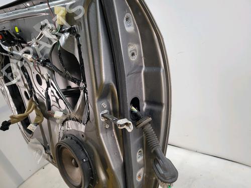 Left front door SUZUKI SWIFT III (MZ, EZ) 1.3 DDiS (RS413D) | BP29390373C2 