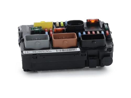 Used Fuse box Fuse box CITROËN C3 II (SC_) 1.4 HDi 70 (SC8HZC, SC8HR0, SC8HP4) (68 hp) 40619318 40619318