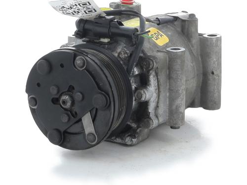 Used AC compressor AC compressor FORD FIESTA V (JH_, JD_) 1.4 16V (80 hp) 33158753 33158753