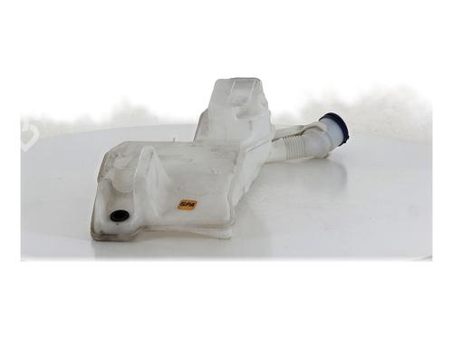 Used Windscreen washer tank DS DS 3 / DS 3 CROSSBACK (UR_, UC_, UJ_) 1.2 PureTech 130 (URHNSS) (131 hp) 27313946