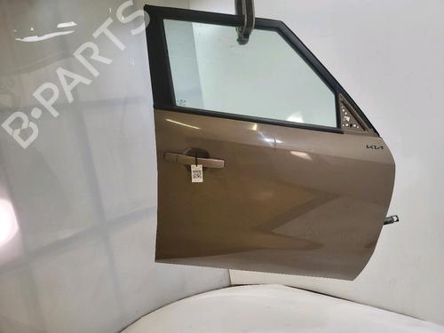 Used Right front door Right front door 37627660 37627660