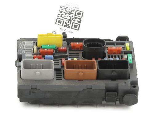 Used Fuse box PEUGEOT 3008 I MPV (0U_) 1.6 BlueHDi 120 (120 hp) 29495123