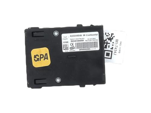 Lecteur Carte RENAULT MEGANE III Hatchback (BZ0/1_, B3_) 1.5 dCi (BZ0C) (90 hp) 33111007