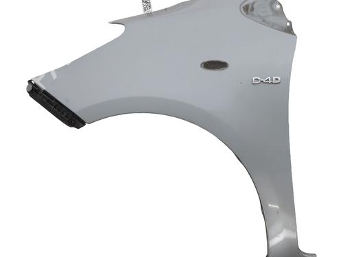 Used Left front fenders TOYOTA YARIS (_P9_) 1.4 D-4D (NLP90_, NLP90R) (90 hp) 28486883