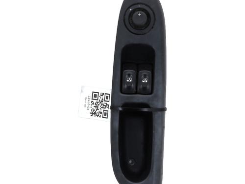 Used Left front window switch RENAULT CLIO II (BB_, CB_) 1.6 16V (BB01, BB0H, BB0T, BB14, BB1D, BB1R, BB2KL, BB3G... (107 hp) 24017115
