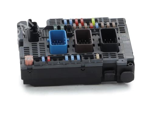 Used Fuse box Fuse box CITROËN C4 II (NC_) 1.6 VTi 120 (NC5FS0, NC5FS9) (120 hp) 33532949 33532949