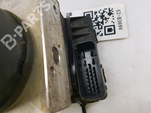 ABS pump HYUNDAI SANTA FÉ I (SM) 2.0 CRDi 4x4 | BP11187059M43 
