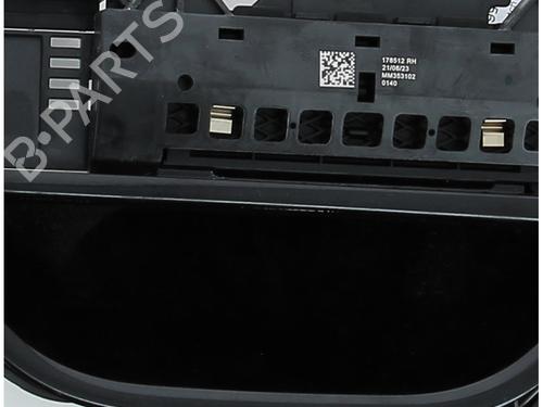 exterior-handle-abarth-500e-hatchback-332_-2023-27901104 main image