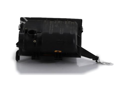 Used Air filter box SUZUKI SWIFT III (MZ, EZ) 1.3 (RS413, ZC11S) (92 hp) 30140868