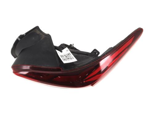 Used Right taillight Right taillight DACIA SANDERO III 1.0 SCe 65 (67 hp) 33567673 33567673