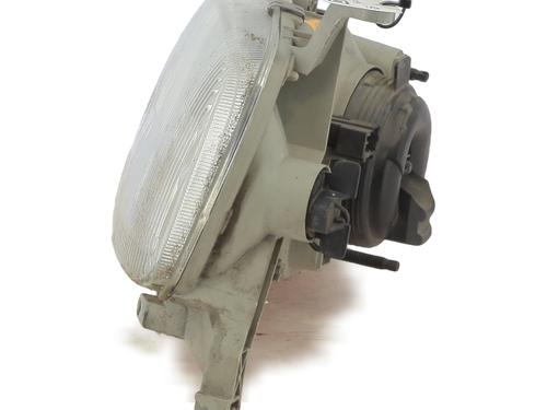Used Left headlight NISSAN MICRA II (K11) 1.3 i 16V (75 hp) 28365398