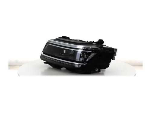 Used Left headlight VW TIGUAN (AD1, AX1) 2.0 TDI (150 hp) 30842795
