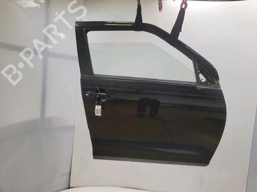 Dør højre fortil Dør højre fortil SUZUKI SWIFT IV (FZ, NZ) 1.2 (AZH412, ZC72S) (94 hp) 39633745 39633745
