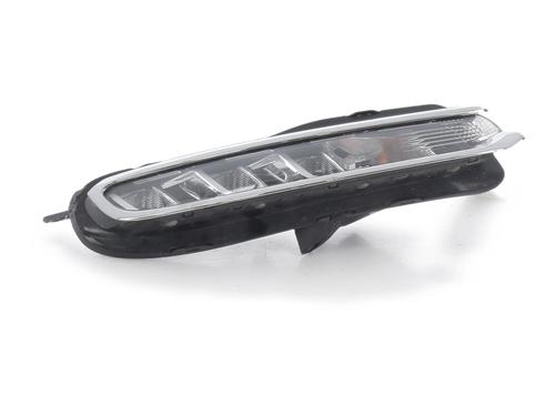 Used Right front indicator Right front indicator CITROËN C3 III (SX) 1.6 BlueHDi 75 (75 hp) 40057611 40057611