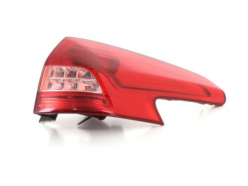 Right taillight CITROËN C5 III Break (RW_) 2.0 HDi 140 | BP28332716C35 
