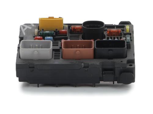 Sicherungskasten für PEUGEOT 308 I (4A_, 4C_) 1.6 HDi (109 hp) 29964258