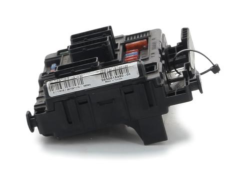 Caja reles / fusibles CITROËN BERLINGO / BERLINGO FIRST Box Body/MPV (M_) 1.6 HDI 90 (MB9HX, MC9HX) (90 hp) 30049238