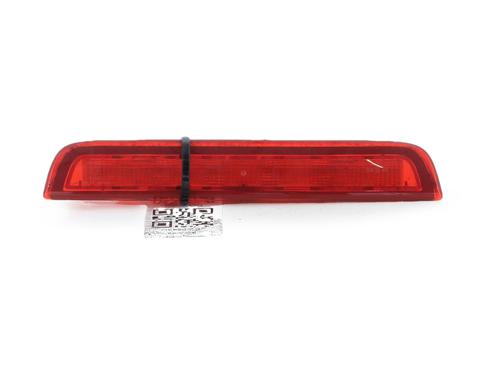 Used Third brake light Third brake light TOYOTA YARIS (_P13_) 1.5 Hybrid (NHP130_) (101 hp) 40212353 40212353